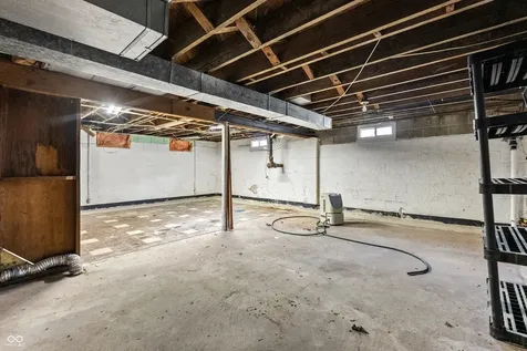 3744 Kinnear Avenue Indianapolis IN 46218