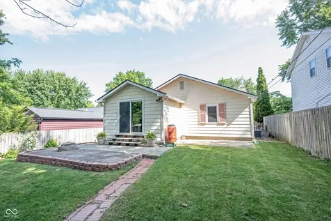 1497 Monument Street Noblesville IN 46060