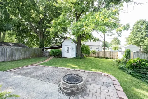 1497 Monument Street Noblesville IN 46060