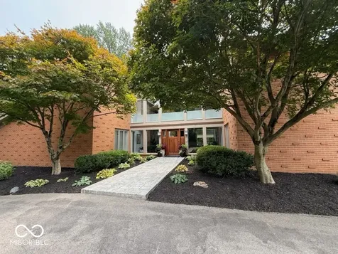 9009 Shetland Court Indianapolis IN 46278
