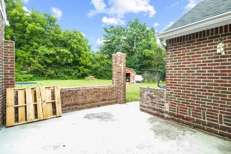 6461 Madison Avenue Indianapolis IN 46227