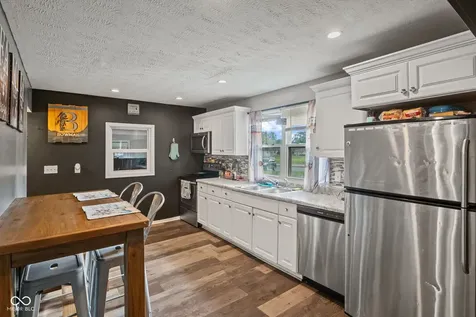 6461 Madison Avenue Indianapolis IN 46227