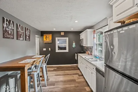 6461 Madison Avenue Indianapolis IN 46227