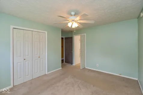 1268 W 100 N Franklin IN 46131