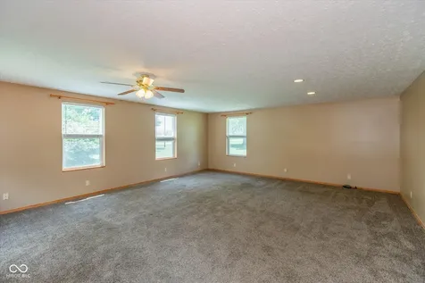 1268 W 100 N Franklin IN 46131