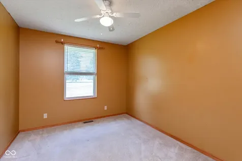 1268 W 100 N Franklin IN 46131