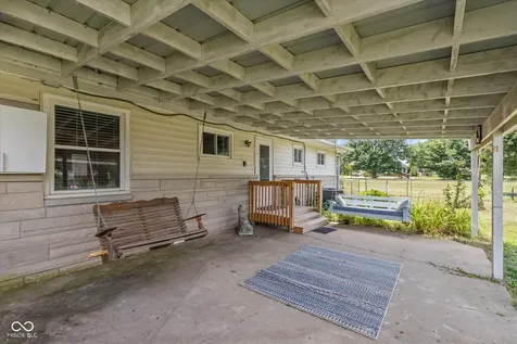 1268 W 100 N Franklin IN 46131