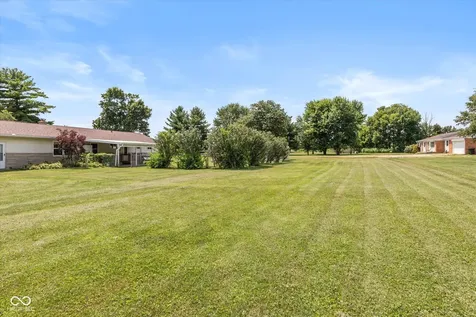 1268 W 100 N Franklin IN 46131