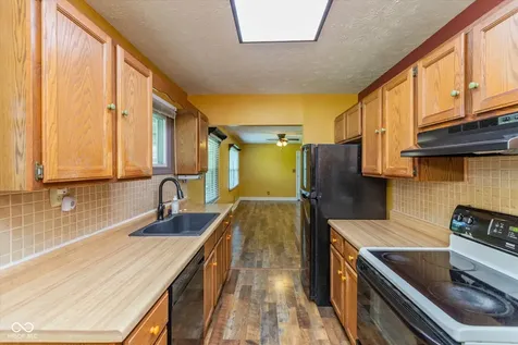 1268 W 100 N Franklin IN 46131