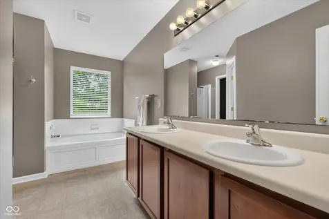 13024 W Elster Way Fishers IN 46037