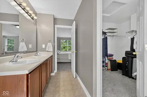 13024 W Elster Way Fishers IN 46037