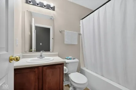 13024 W Elster Way Fishers IN 46037