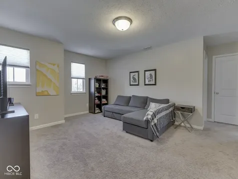 1145 Cobra Drive Franklin IN 46131