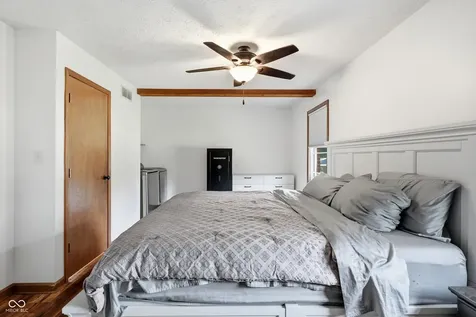 3640 Davis Road Indianapolis IN 46239