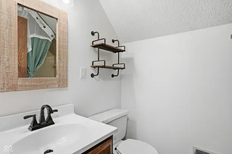3640 Davis Road Indianapolis IN 46239