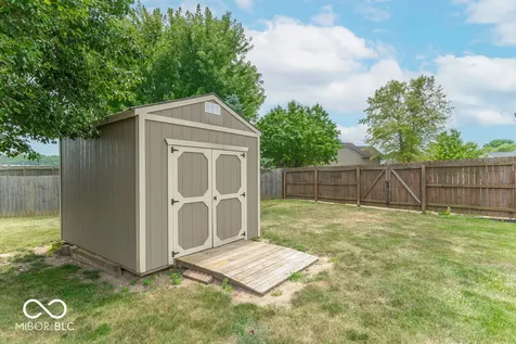 274 Pineview Drive Mooresville IN 46158