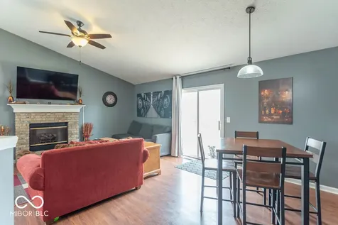 274 Pineview Drive Mooresville IN 46158
