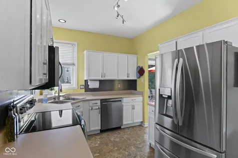 479 Alton Drive Greenwood IN 46143