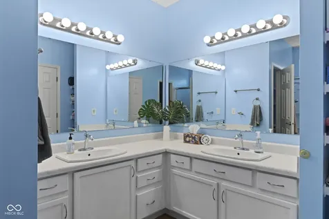 479 Alton Drive Greenwood IN 46143