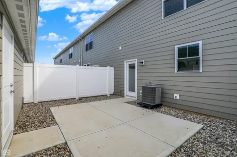 3935 Sandpiper Way Brownsburg IN 46112