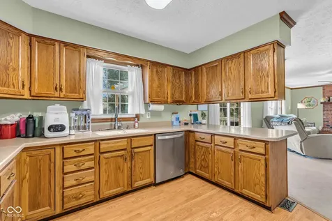 12225 Sunrise Drive Indianapolis IN 46229
