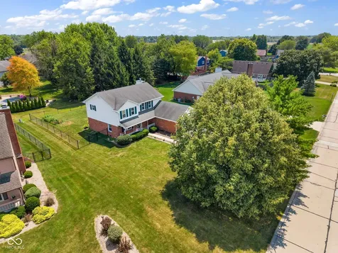 12225 Sunrise Drive Indianapolis IN 46229