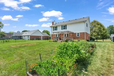 12225 Sunrise Drive Indianapolis IN 46229