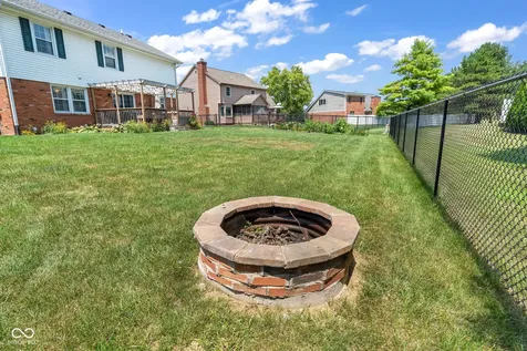 12225 Sunrise Drive Indianapolis IN 46229