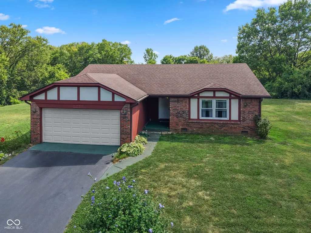 7049 E Old State Road 144 Mooresville IN 46158