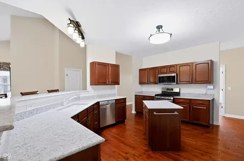 3205 Tantara Bend Carmel IN 46032