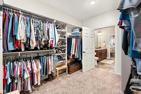 4962 Delray Drive Columbus IN 47203