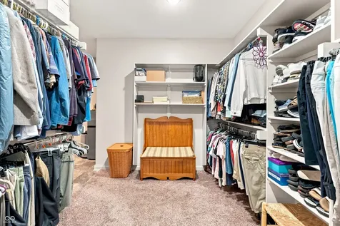 4962 Delray Drive Columbus IN 47203