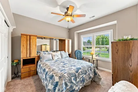 4962 Delray Drive Columbus IN 47203