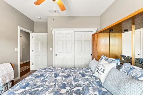 4962 Delray Drive Columbus IN 47203