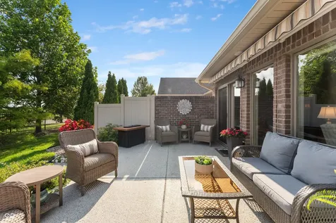 4962 Delray Drive Columbus IN 47203