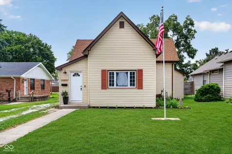 1127 Evans Avenue Noblesville IN 46060