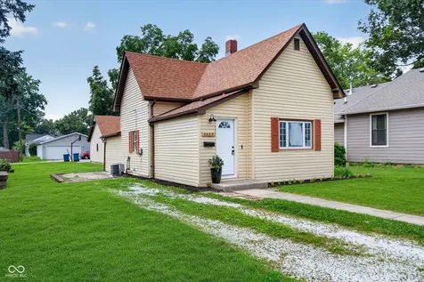 1127 Evans Avenue Noblesville IN 46060