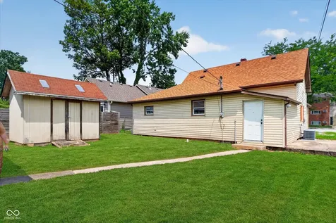 1127 Evans Avenue Noblesville IN 46060