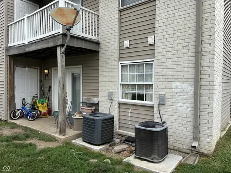 68 Port Sylvia Drive Indianapolis IN 46224