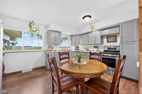 709 Old Plank Road Franklin IN 46131