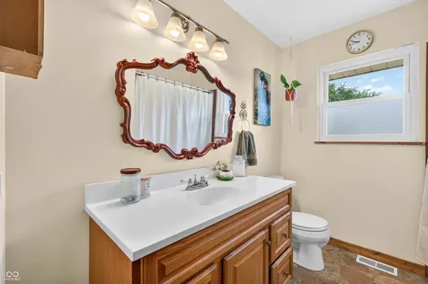 709 Old Plank Road Franklin IN 46131
