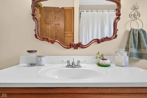 709 Old Plank Road Franklin IN 46131