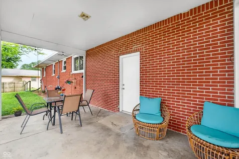 709 Old Plank Road Franklin IN 46131