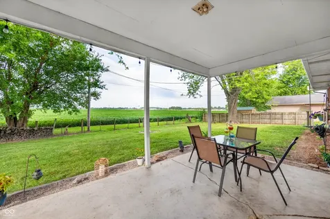 709 Old Plank Road Franklin IN 46131