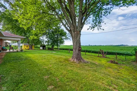 709 Old Plank Road Franklin IN 46131