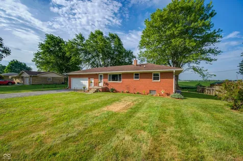709 Old Plank Road Franklin IN 46131