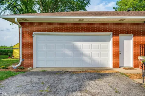 709 Old Plank Road Franklin IN 46131