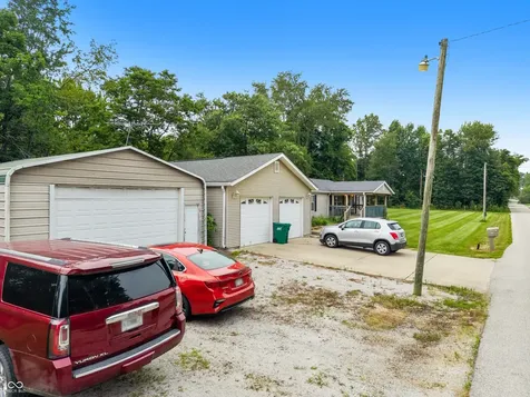 6376 Hall School Road Martinsville IN 46151