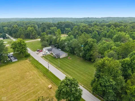 6376 Hall School Road Martinsville IN 46151