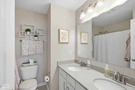 16125 Lavina Lane Fishers IN 46040
